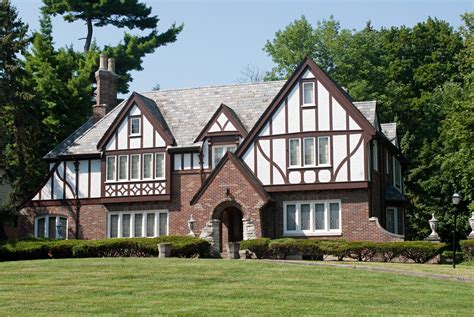 famous tudor style houses.